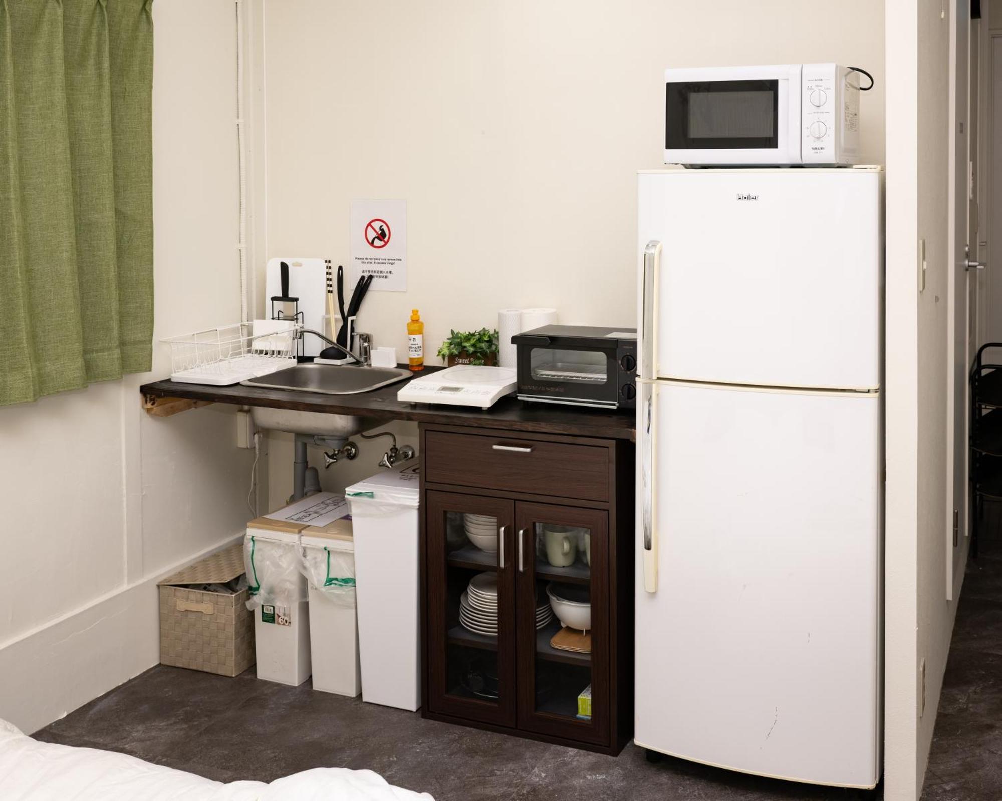 Thunder Hotel -雷門サンダーホテル- 浅草駅から徒歩5分 ベビー用品付き ファミリーも歓迎 大人8名もok!! Tokyo prefektur Exteriör bild